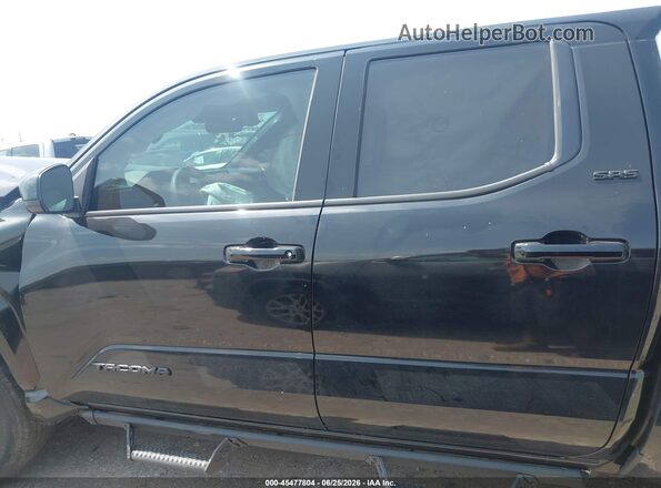 3TMKB5FN9TM068186 2026 TOYOTA TACOMA Black Սալոնի 360 աստիճան տեսք