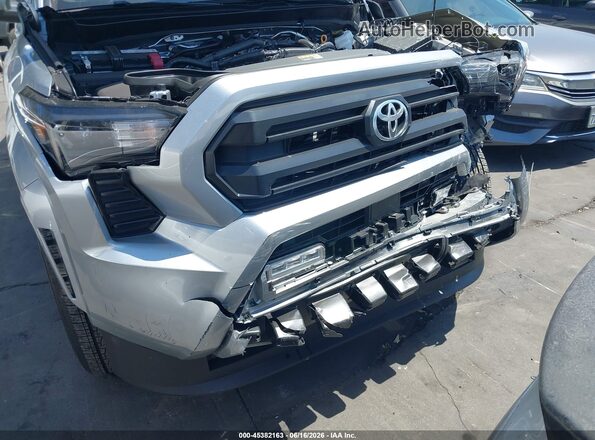 3TMKB5FNXTM069993 2026 TOYOTA TACOMA Gray ხელსაწყოთა პანელის ხედი