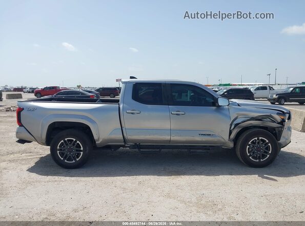 3TMLB5FN1SM027005 2025 TOYOTA TACOMA Silver უკანა სალონის ხედი