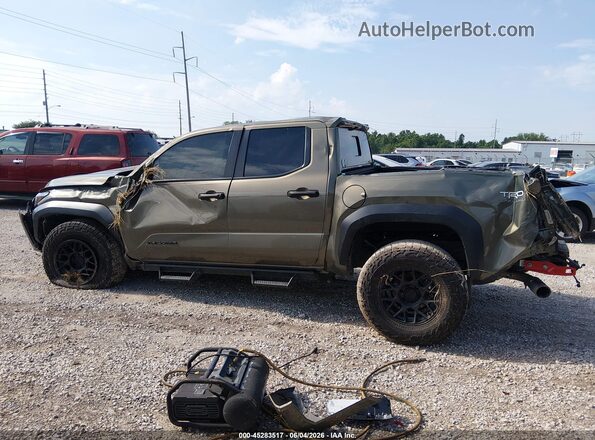 3TMLB5JN0RM049157 2024 TOYOTA TACOMA Green 