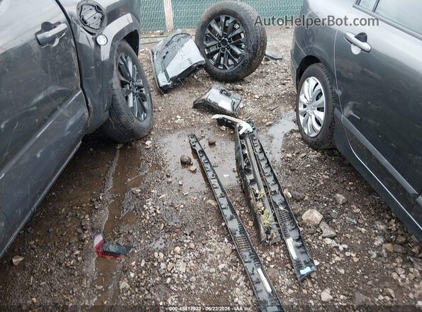 3TMLB5JN1RM028561 2024 TOYOTA TACOMA Gray Widok deski rozdzielczej