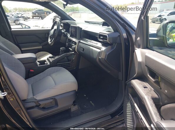 3TMLB5JN1TM232543 2026 TOYOTA TACOMA Black Вид салону спереду