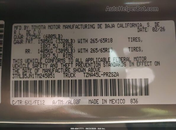 3TMLB5JN1TM245051 2026 TOYOTA TACOMA Gold Widok komory silnika
