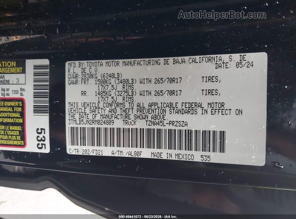 3TMLB5JN2RM024809 2024 TOYOTA TACOMA Black Vista del compartimento del motor