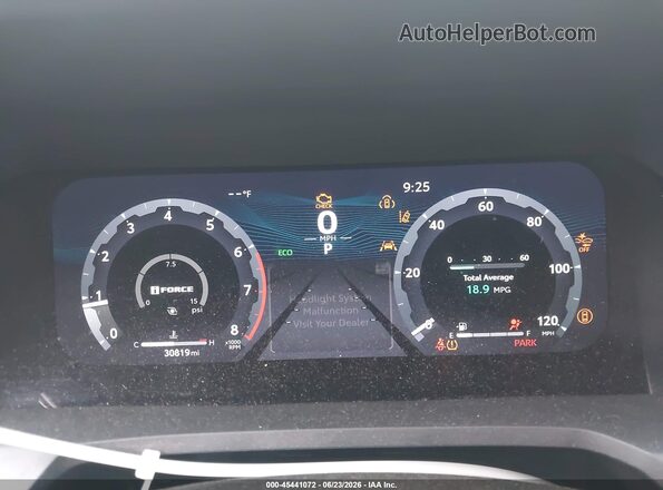 3TMLB5JN2RM024809 2024 TOYOTA TACOMA Black Vista de los asientos traseros