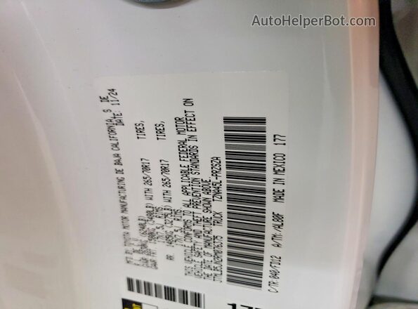 3TMLB5JN2RM076375 2024 TOYOTA TACOMA White Widok komory silnika