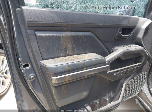 3TMLB5JN2SM138976 2025 TOYOTA TACOMA Gray Вид задньої частини салону