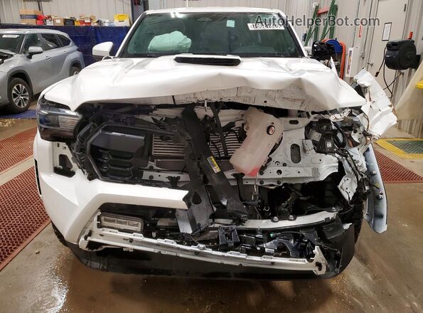 3TMLB5JN2SM176210 2025 TOYOTA TACOMA White Դիմացի տեսք