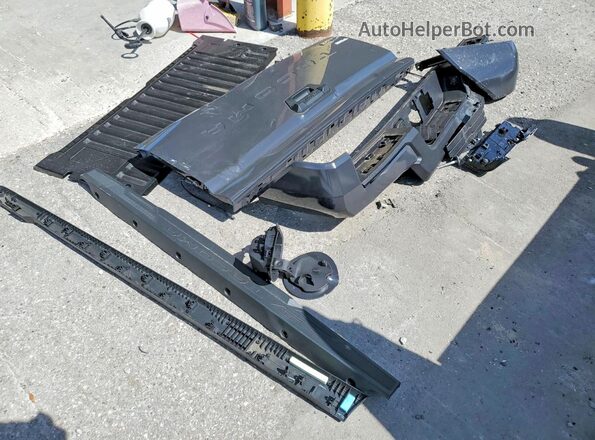 3TMLB5JN2TM228937 2026 TOYOTA TACOMA Gray 
