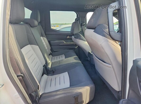 3TMLB5JN3RM010238 2024 TOYOTA TACOMA White Вид задніх сидінь