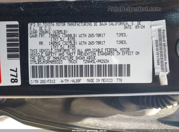 3TMLB5JN3RM058323 2024 TOYOTA TACOMA Black Vista del compartimento del motor