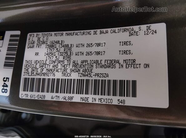 3TMLB5JN4SM092776 2025 TOYOTA TACOMA Green Engine compartment view