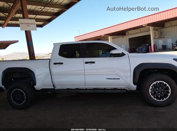 3TMLB5JN4SM140776 2025 TOYOTA TACOMA Белый Панорамный вид салона 360°