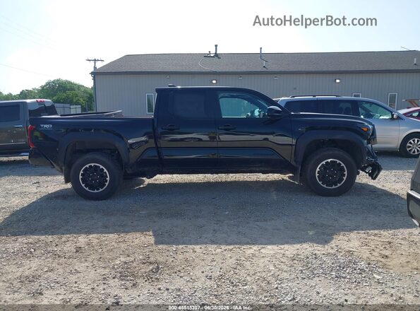 3TMLB5JN5RM070926 2024 TOYOTA TACOMA Black Вид задньої частини салону
