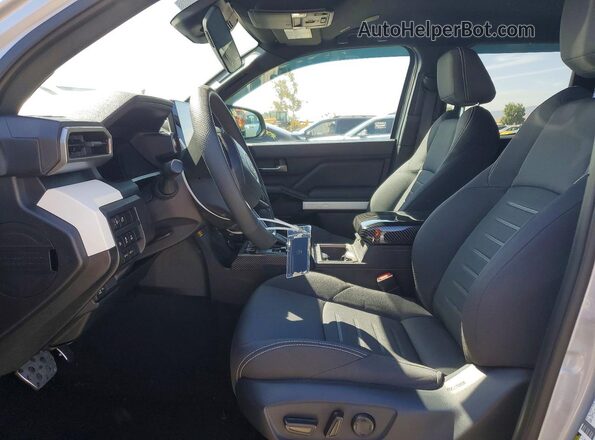 3TMLB5JN5RM081618 2024 TOYOTA TACOMA Silver 