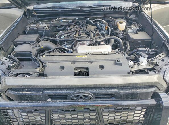 3TMLB5JN5SM095122 2025 TOYOTA TACOMA Green უკანა სალონის ხედი