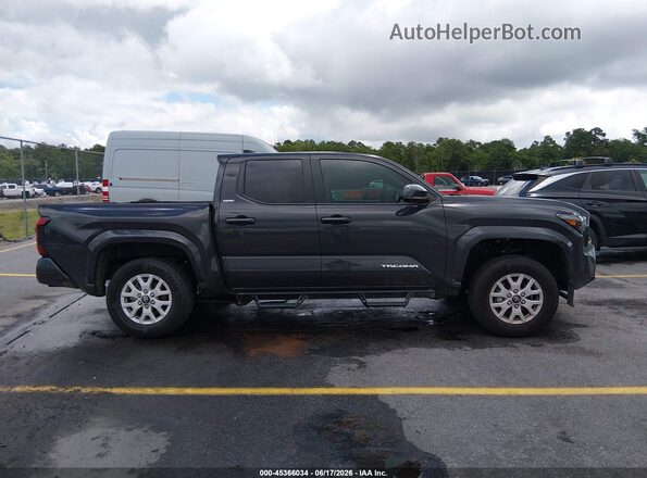3TMLB5JN6TM209596 2026 TOYOTA TACOMA Gray Widok wnętrza z tyłu