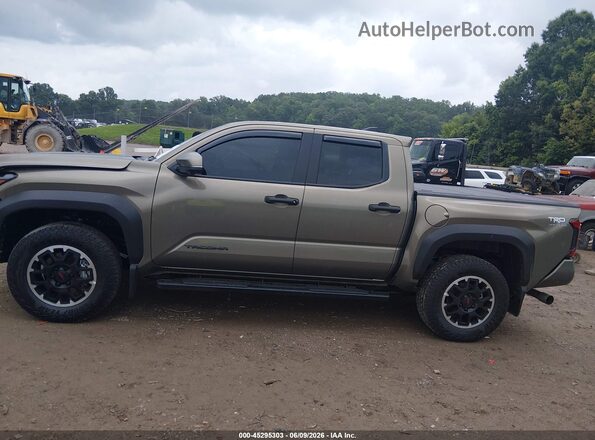 3TMLB5JN6TM232814 2026 TOYOTA TACOMA Green 