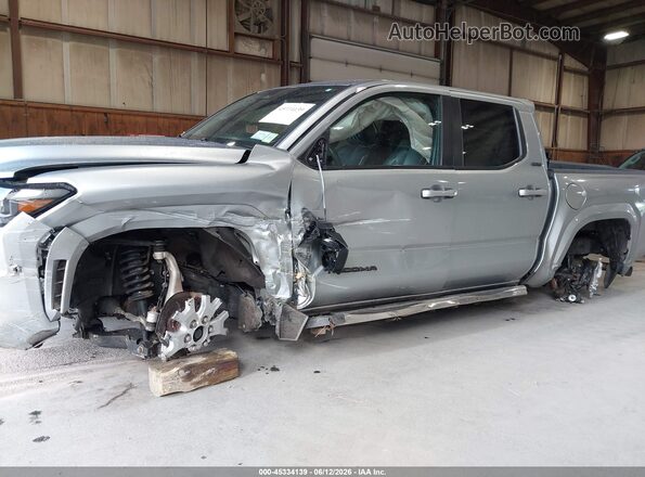 3TMLB5JN7RM006421 2024 TOYOTA TACOMA Silver Widok z przodu