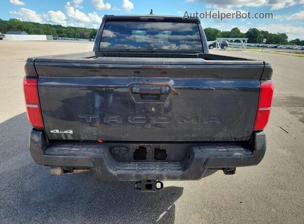 3TMLB5JN8SM153207 2025 TOYOTA TACOMA Charcoal სალონის 360-გრადუსიანი ხედი