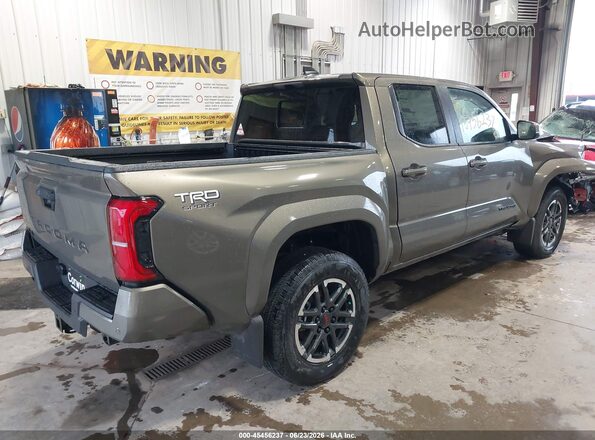 3TMLB5JN8TM253910 2026 TOYOTA TACOMA Brown Tył prawy