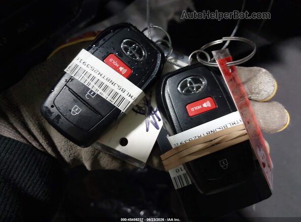 3TMLB5JN8TM253910 2026 TOYOTA TACOMA Brown Widok deski rozdzielczej