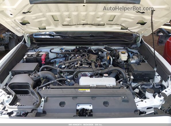 3TMLB5JN8TM268262 2026 TOYOTA TACOMA White უკანა ხედი