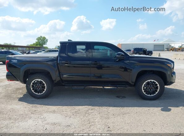 3TMLB5JN9SM174535 2025 TOYOTA TACOMA Black Widok wnętrza z tyłu