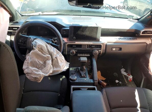3TMLB5JN9SM179265 2025 TOYOTA TACOMA Black Vista del salpicadero