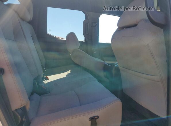 3TMLB5JNXRM080531 2024 TOYOTA TACOMA Silver Vista de los asientos traseros
