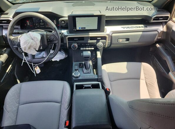 3TMLB5JNXTM213215 2026 TOYOTA TACOMA Gray Dashboard view