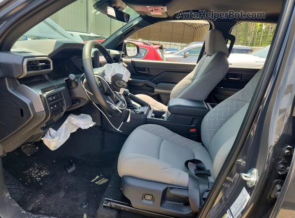 3TMLB5JNXTM213215 2026 TOYOTA TACOMA Gray Front interior view