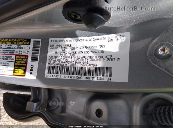 3TYAX5GN0PT080670 2023 TOYOTA TACOMA Silver Vista del compartimento del motor