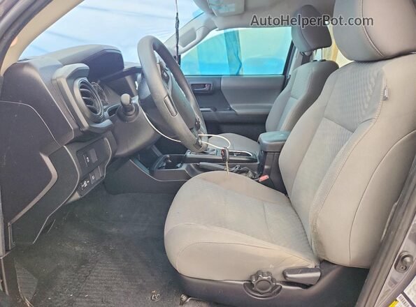 3TYAX5GN2MT031059 2021 TOYOTA TACOMA Gray Вид салону спереду