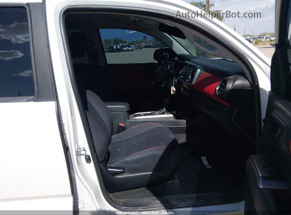 3TYAX5GN9MT023198 2021 TOYOTA TACOMA White Front interior view