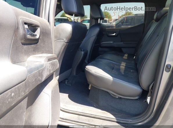 3TYCZ5AN4MT018437 2021 TOYOTA TACOMA Dark Blue Widok naklejki z numerem VIN