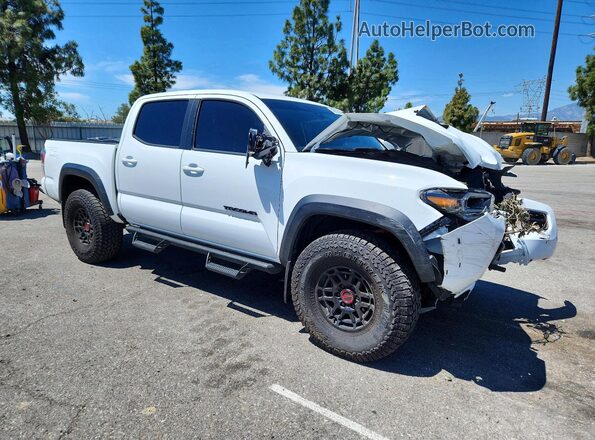 3TYCZ5AN6NT101756 2022 TOYOTA TACOMA White 
