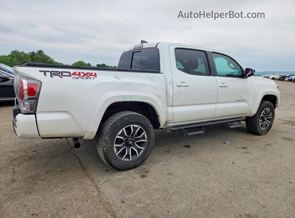 3TYCZ5AN8MT041543 2021 TOYOTA TACOMA White Trasero derecho