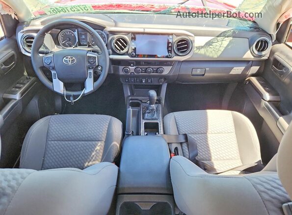 3TYCZ5AN8NT070428 2022 TOYOTA TACOMA Red Առջևի վահանակի տեսք