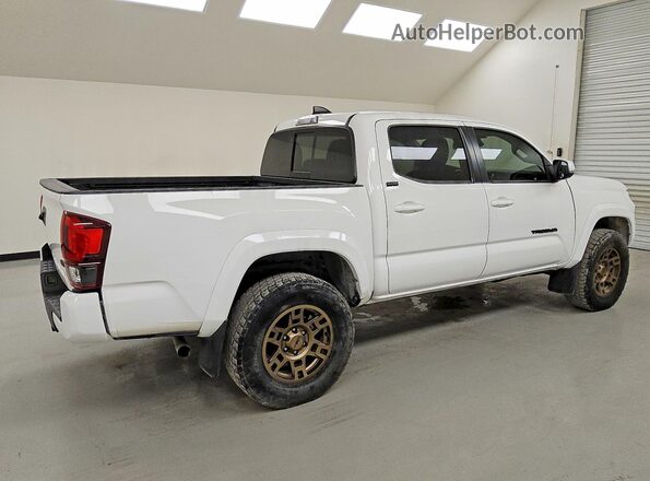 3TYCZ5AN8NT071580 2022 TOYOTA TACOMA White 