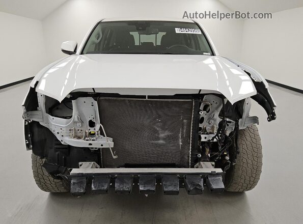 3TYCZ5AN8NT071580 2022 TOYOTA TACOMA White 