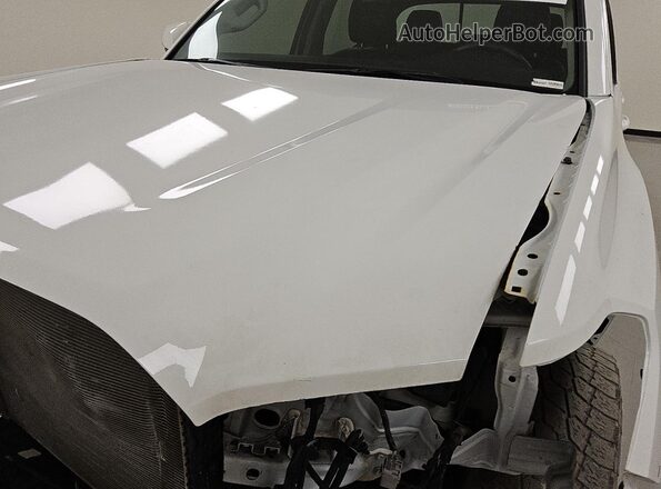 3TYCZ5AN8NT071580 2022 TOYOTA TACOMA White 
