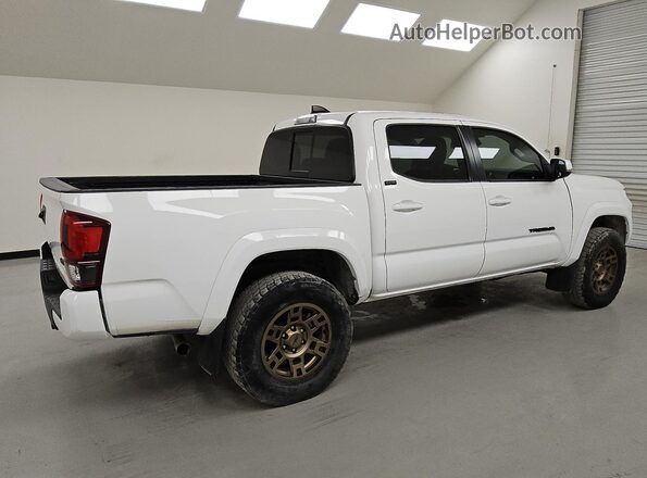 3TYCZ5AN8NT071580 2022 TOYOTA TACOMA White 