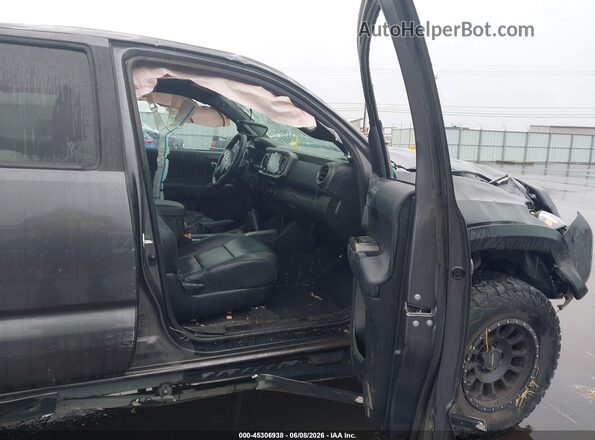 3TYCZ5ANXMT051815 2021 TOYOTA TACOMA Gray Widok wnętrza z przodu