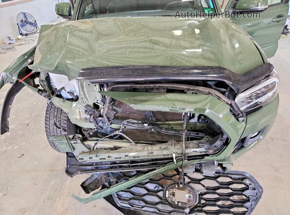 3TYDZ5BN1MT003221 2021 TOYOTA TACOMA Green Widok wnętrza z tyłu