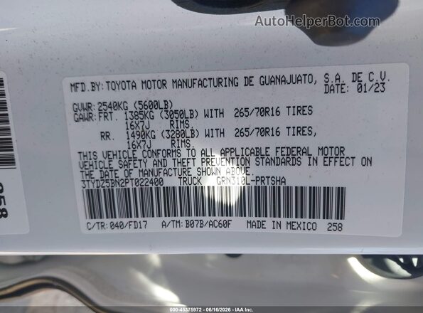 3TYDZ5BN2PT022400 2023 TOYOTA TACOMA White Widok komory silnika