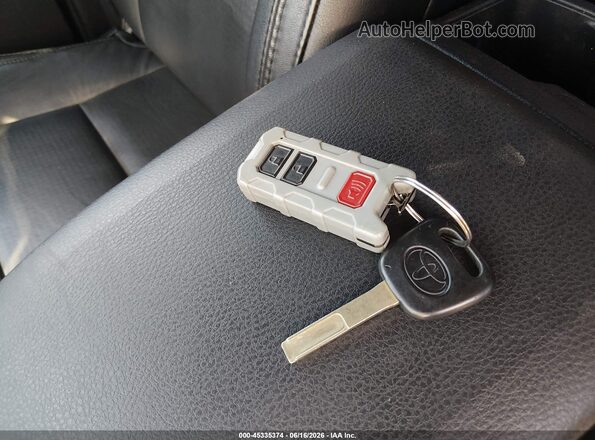 3TYDZ5BN5MT002976 2021 TOYOTA TACOMA Серый Вид панели приборов
