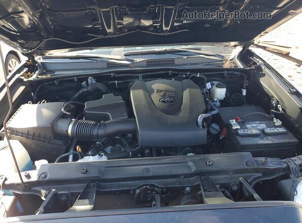 3TYDZ5BN6NT014734 2022 TOYOTA TACOMA Black Vista interior trasera