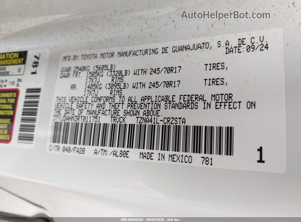 3TYJDAHN3RT011751 2024 TOYOTA TACOMA White Vista del compartimento del motor