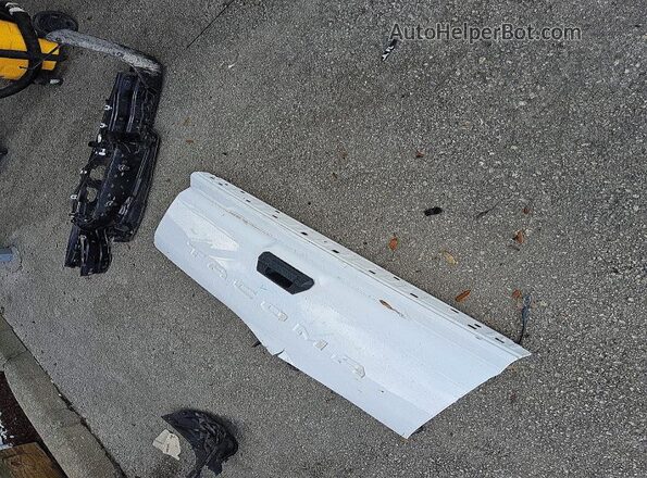 3TYJDAHN5RT008141 2024 TOYOTA TACOMA White 
